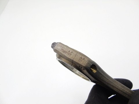 Tłok korbowód 1.8 2.0 i BMW N43 E60 E61 E90 E91 E92 E93 E81 E82 E88 E87