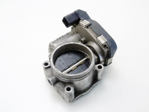 Przepustnica 1.8 2.0 i BMW N43 E60 E61 E90 E91 E92 E93 E81 E82 E88 E87