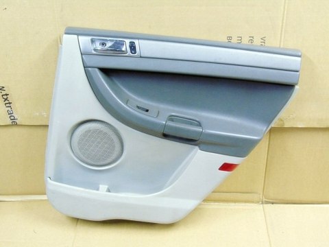 Boczek tapicerka drzwi prawy tył Chrysler Pacifica I 4.0 v6 2007 03-08