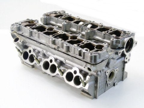 Głowica wałki 3.0 b 407 607 Citroen C5 3 C6 Laguna II Avantime