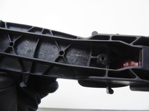 Klamka zewnętrzna prawy przód Chrysler Pacifica I 4.0 v6 2007 03-08