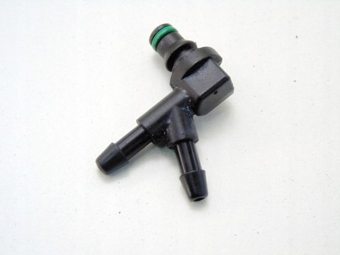 Króciec przelewu paliwa 1.4 Tdci Hdi Fiesta 6 7 Mazda 2 206 Citroen C3