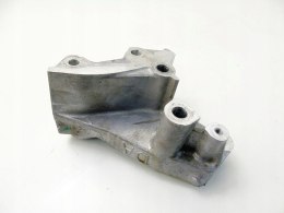 Łapa wspornik silnika 3.0 b 407 607 Citroen C5 3 C6 Laguna II 200474