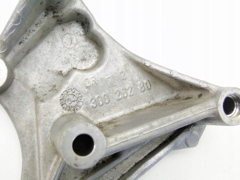 Łapa wspornik silnika 3.0 b 407 607 Citroen C5 3 C6 Laguna II 30026280