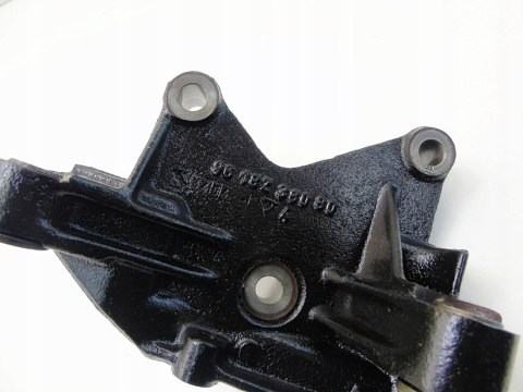 Łapa wspornik silnika 3.0 b 407 607 Citroen C5 3 C6 Laguna II Avantime