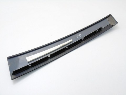 Listwa osłona drzwi lewy przód Chrysler Pacifica I 4.0 v6 2007 03-08