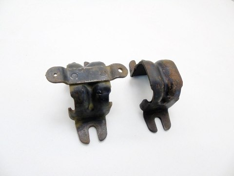 Obejmy stabilizatora przód Chrysler Pacifica I 4.0 v6 2007 03-08