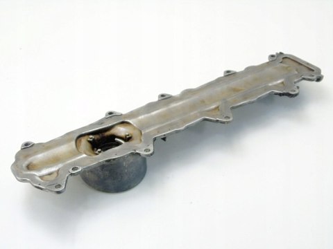 Pokrywa zaworów 3.0 b 407 607 Citroen C5 3 C6 Laguna II Avantime 9634884680