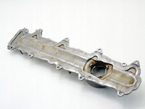 Pokrywa zaworów 3.0 b 407 607 Citroen C5 3 C6 Laguna II Avantime 9634884680