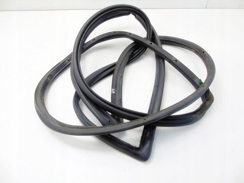 Uszczelka drzwi lewy przód Chrysler Pacifica I 4.0 v6 2007 03-08