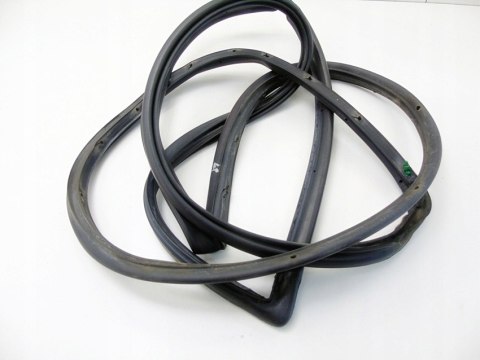 Uszczelka drzwi lewy przód Chrysler Pacifica I 4.0 v6 2007 03-08