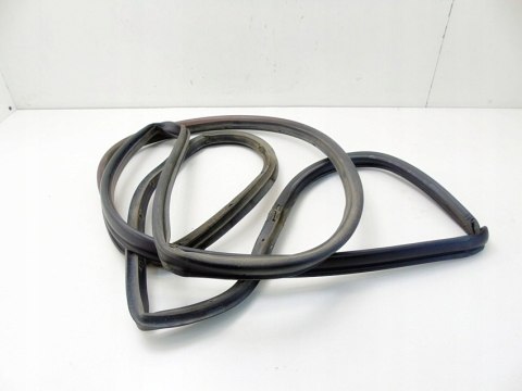 Uszczelka drzwi prawy tył Chrysler Pacifica I 4.0 v6 2007 03-08