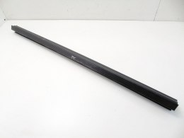 Uszczelka parapet wewnętrzny szyby drzwi prawy tył Chrysler Pacifica I