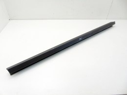 Uszczelka parapet wewnętrzny szyby drzwi prawy tył Chrysler Pacifica I