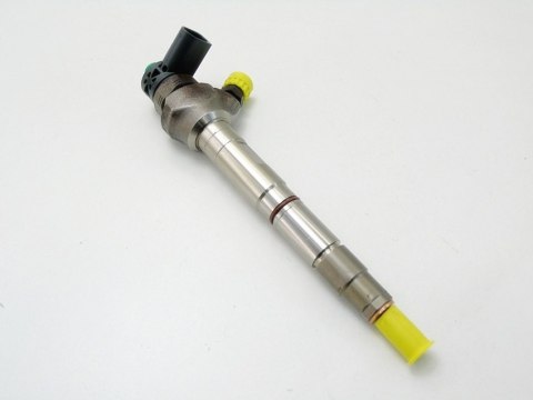 Wtryskiwacz 2.0 TDI Audi A3 A4 A5 A6 C7 Q5 Q2 Q3 TT Passat B8 Superb 3 Leon