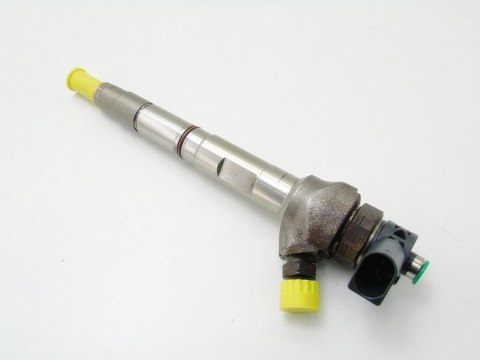 Wtryskiwacz 2.0 TDI Audi A3 A4 A5 A6 C7 Q5 Q2 Q3 TT Passat B8 Superb 3 Leon