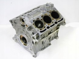 Blok silnika XFV 3.0 b V6 407 607 Citroen C5 3 C6 Laguna II Avantime