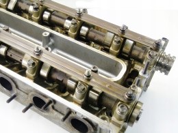 Głowica wałki 3.5 4.4 V8 BMW 7 E38 735 5 E39 535 M62 1745453