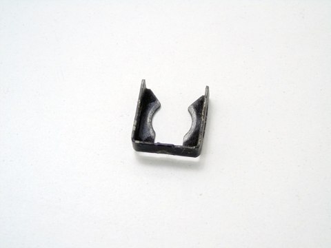 Mocowanie spinka wtryskiwacza 3.5 4.4 V8 BMW 7 E38 735 5 E39 535 M62