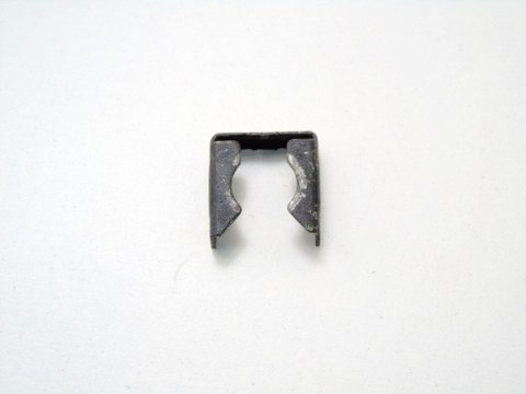 Mocowanie spinka wtryskiwacza 3.5 4.4 V8 BMW 7 E38 735 5 E39 535 M62