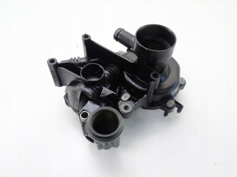 Obudowa pompy wody 1.5 Ecoblue Tdci Transit Connect Focus 4 Kuga 3 Expert