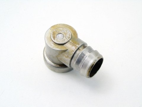 Rurka króciec odmy bloku 3.5 4.4 V8 BMW 7 E38 735 5 E39 535 M62