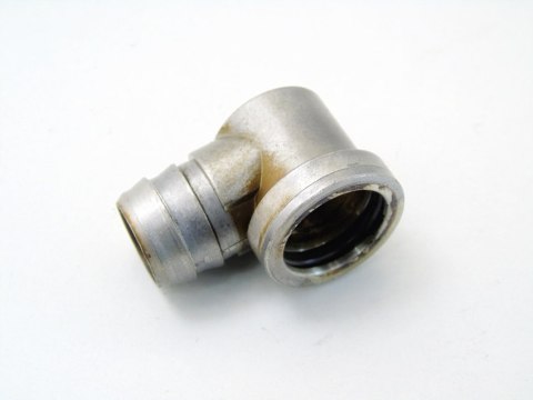 Rurka króciec odmy bloku 3.5 4.4 V8 BMW 7 E38 735 5 E39 535 M62