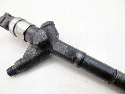 WTRYSKIWACZ AW401 2.2 DI ALMERA 2 PRIMERA P12 TINO XTRAIL