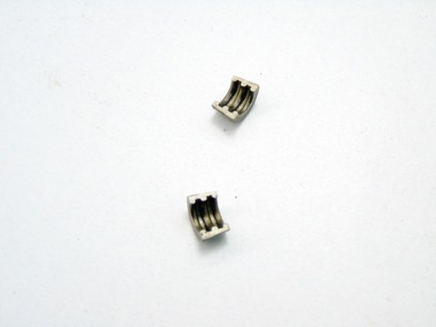 Zamek klin zaworu głowicy 3.5 4.4 V8 BMW 7 E38 735 5 E39 535 M62