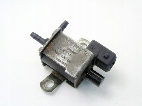 Zawór podciśnienia 3.5 4.4 V8 BMW 7 E38 735 5 E39 535 M62 1742711