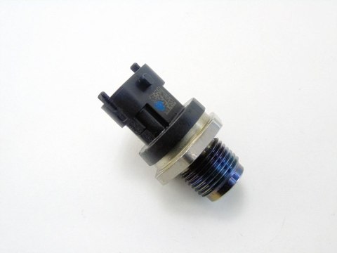 Czujnik listwy paliwa 1.9 Jtdm Alfa 159 Gt 147 Croma Bravo 2 Stilo Astra h