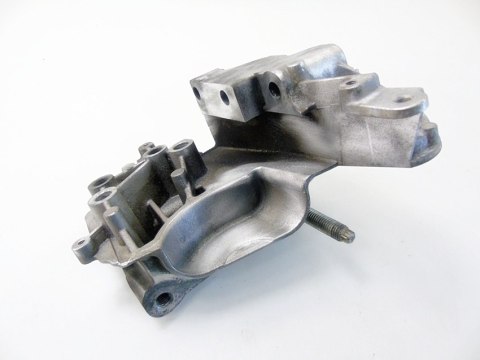 Łapa wspornik silnika 1.5 EcoBoost Kuga 2 Focus 3 4 C-max 2 Mondeo 5