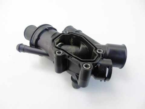 Obudowa termostatu 2.0 Tdci Galaxy 2 S-max Mondeo 4 Focus 3 C-max C5 508