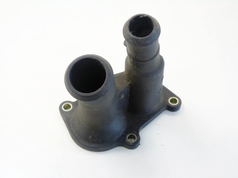 Obudowa termostatu króćce 1.6 16V Focus II C-max V50 S40 C30 Focus c-max