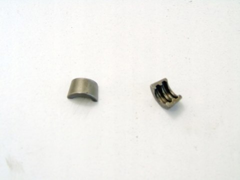 Zamek klin zaworu 1.6 16V Focus II C-max V50 S40 C30 Focus c-max