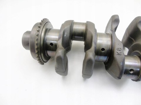 Wał korbowy K8 2T 2.4 D Toyota Hilux VIII Fortuner Innova 2 2GD