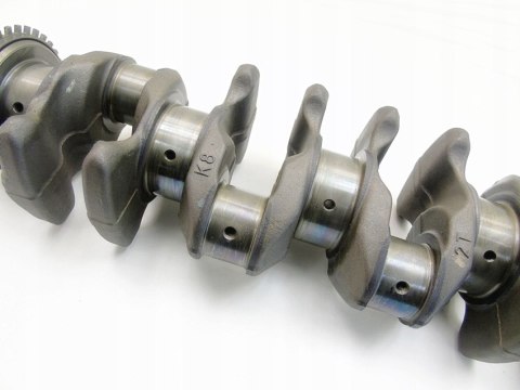 Wał korbowy K8 2T 2.4 D Toyota Hilux VIII Fortuner Innova 2 2GD