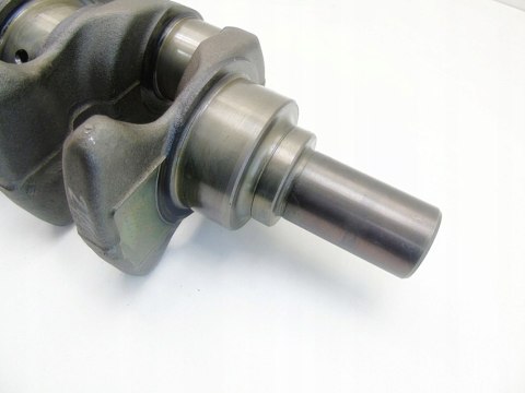 Wał korbowy K8 2T 2.4 D Toyota Hilux VIII Fortuner Innova 2 2GD