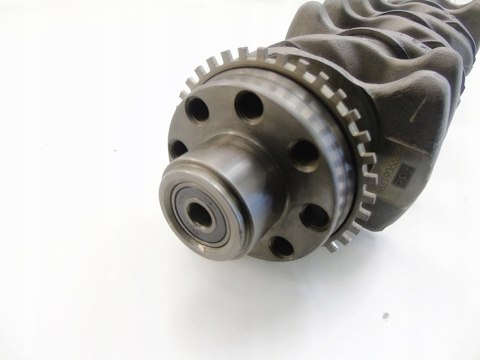 Wał korbowy K8 2T 2.4 D Toyota Hilux VIII Fortuner Innova 2 2GD