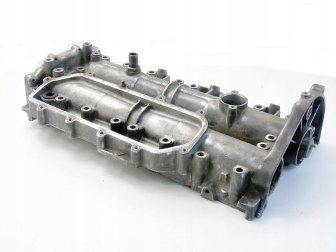 Wałki rozrządu pokrywa zaworów 2.3 Jtd Hpi Fiat Ducato 06- Daily 504167975