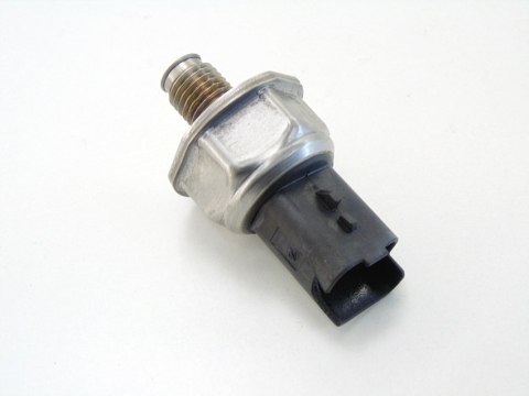 Czujnik listwy paliwa 1.6 Tdci D Focus 2 C-max C30 S40 II V50 S80 407 c5 c4