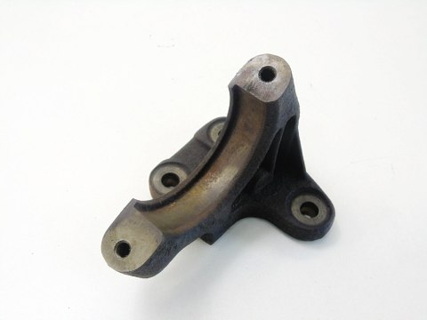 Podpora łapa półosi 1.9 D Di Volvo S40 V40 613675