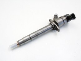 Wtryskiwacz paliwa 2.4 D D5 Volvo XC70 V70 2 3 S60 S80 XC90 0445110078