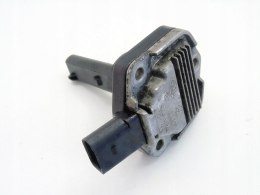 Czujnik poziomu oleju 2.5 TDI Volkswagen T4 LT II 28-35 28-46 1J0907660B