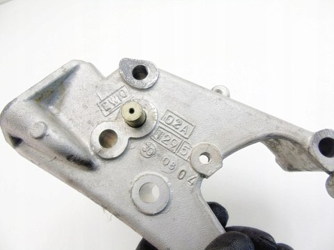 Łapa wspornik silnika 2.0 B 407 C5 C4 307 206 306 Xsara Jumpy 806 C8 607
