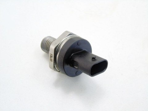 Czujnik oleju 1.5 T Bmw 1 2 3 4 X1 X2 F20 F40 F45 Mini F54 F55 F56 F57 F60
