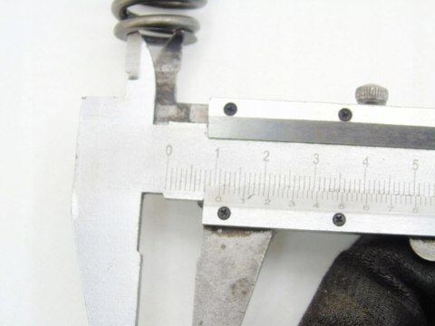 Sprężyna zaworu głowicy 1.5 T Bmw 1 2 3 4 X1 X2 Mini F54 F55 F56 F57 F60