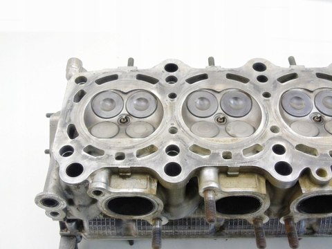 Głowica wałki rozrządu 2.0 16V B Suzuki Grand Vitara Sx4 Geo Tracker J20A