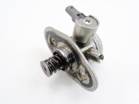 Pompa paliwa 1.5 T Bmw 1 2 3 4 X1 X2 F20 F40 F45 Mini F54 F55 F56 F57 F60