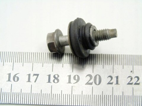 Śruba pokrywy zaworów 2.0 T Turbo Saab 9-3 9-5 Vectra C Signum Cadillac BLS